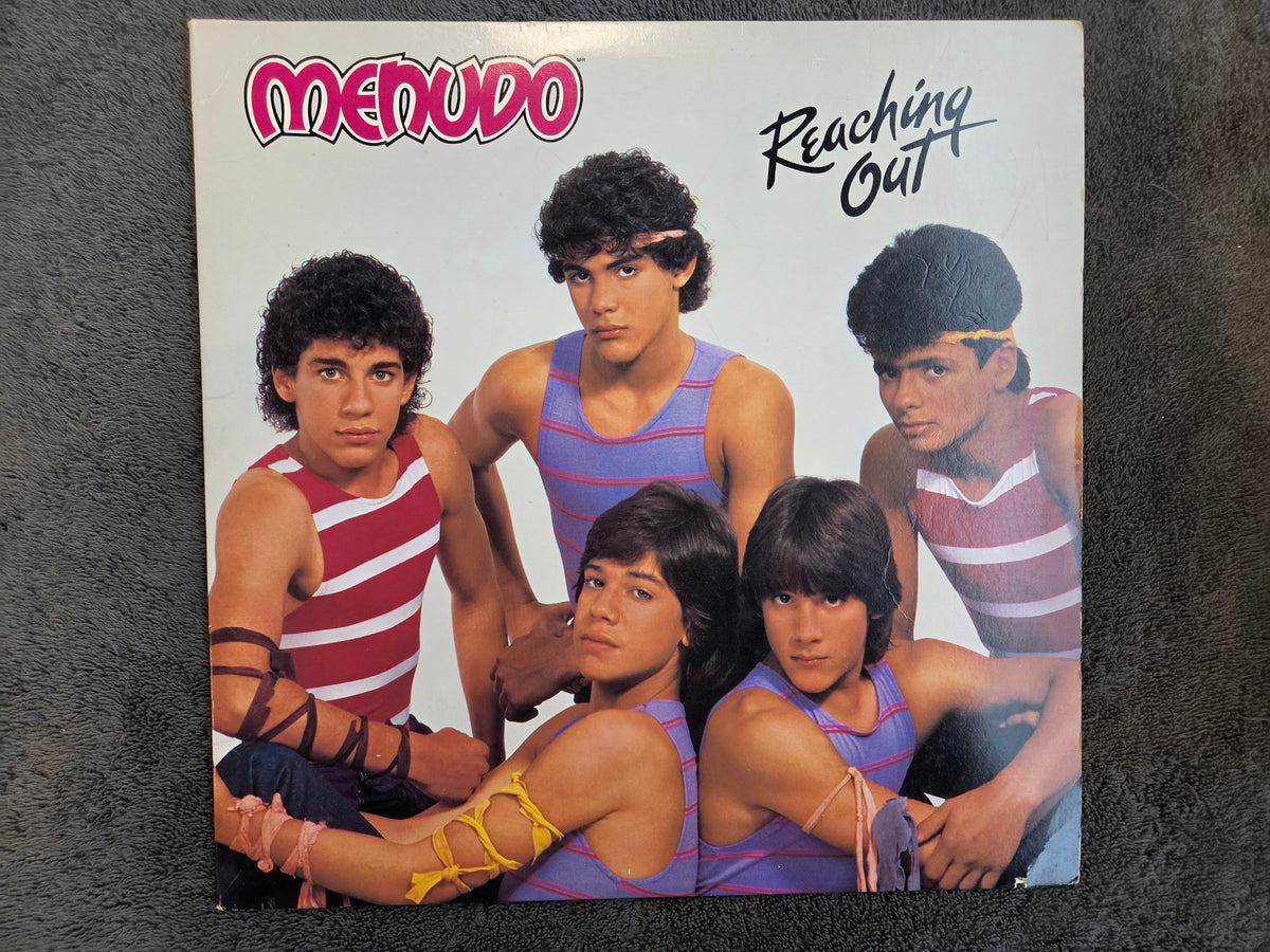 MENUDO REACHING OUT