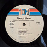 DANNY RIVERA EN LA INTIMIDAD CON GUITARRAS