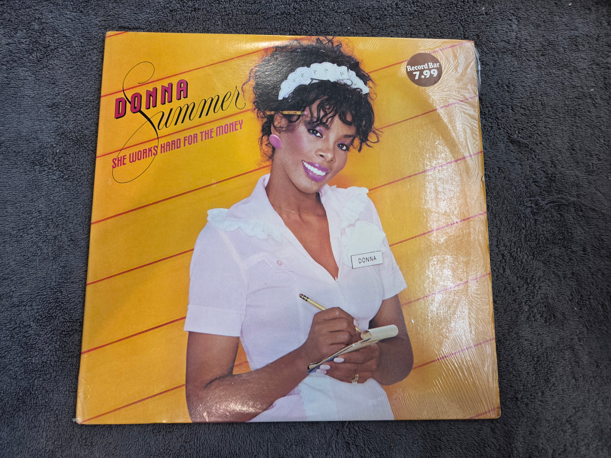 DONNA SUMMER SHE WORKS HARD FOR THE MONEY