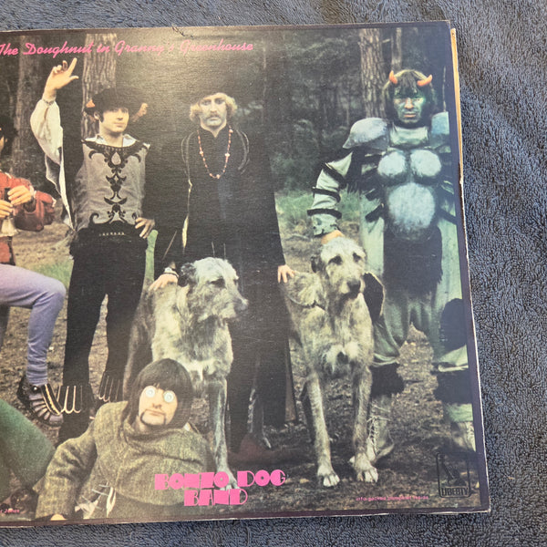 BONZO DOG BAND THE DOUGHNUT IN GRANNYS GREENHOUSE MONO BOOK IMP UK
