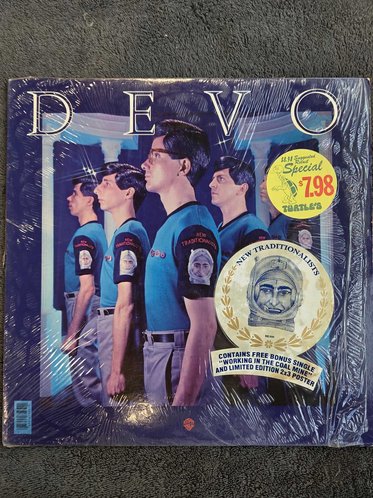 DEVO NEW TRADITIONALISTS W/45 NO POSTER