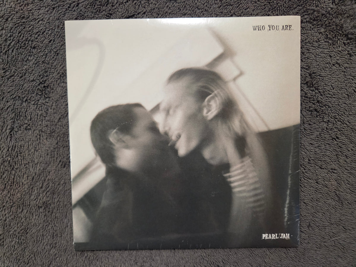 PEARL JAM WHO YOU ARE EU IMP NEW 7"