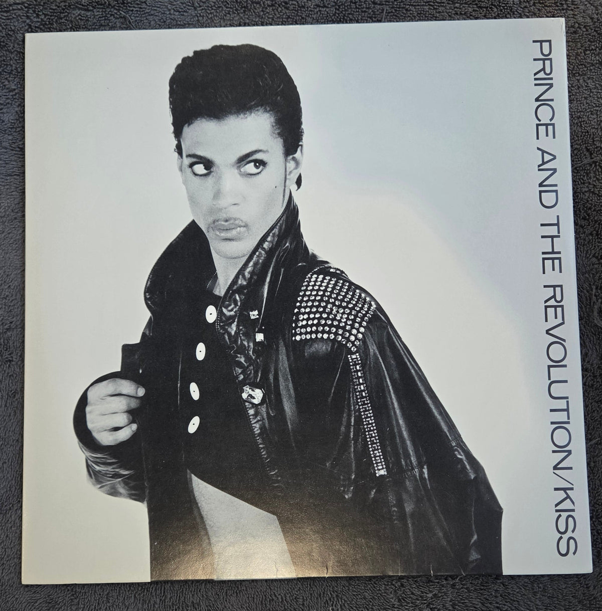 PRINCE KISS 12"