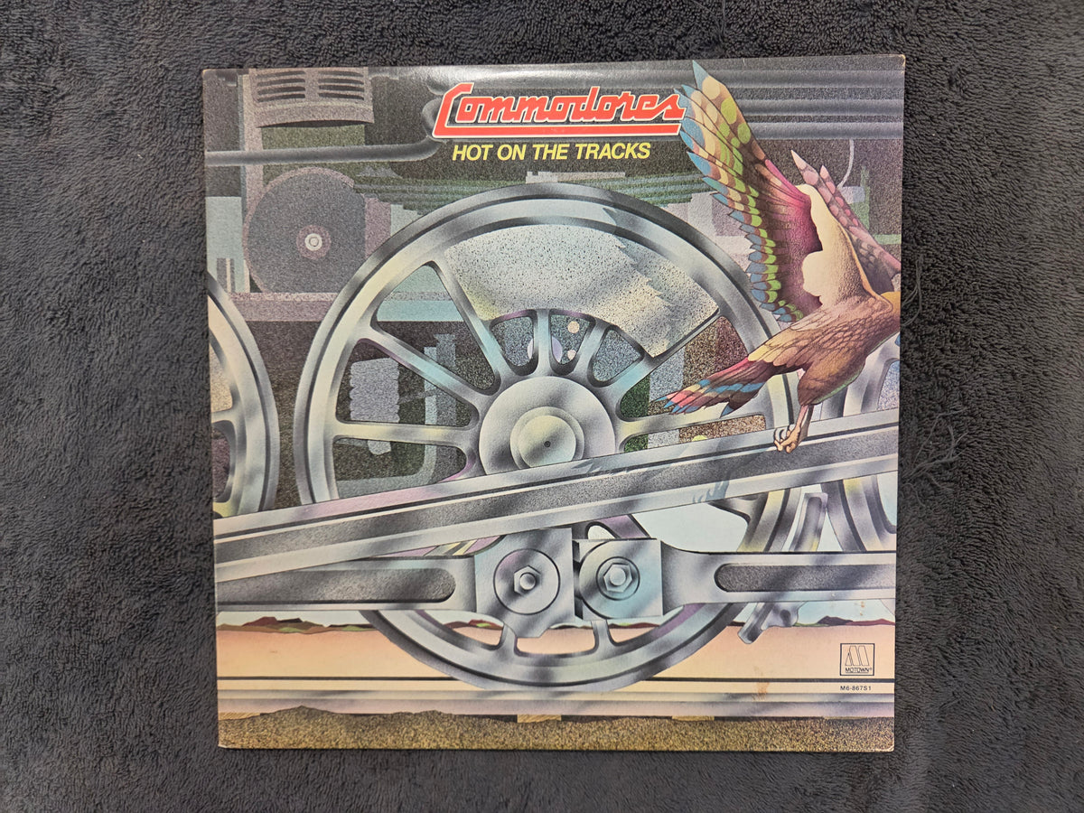 COMMODORES HOT ON THE TRACKS