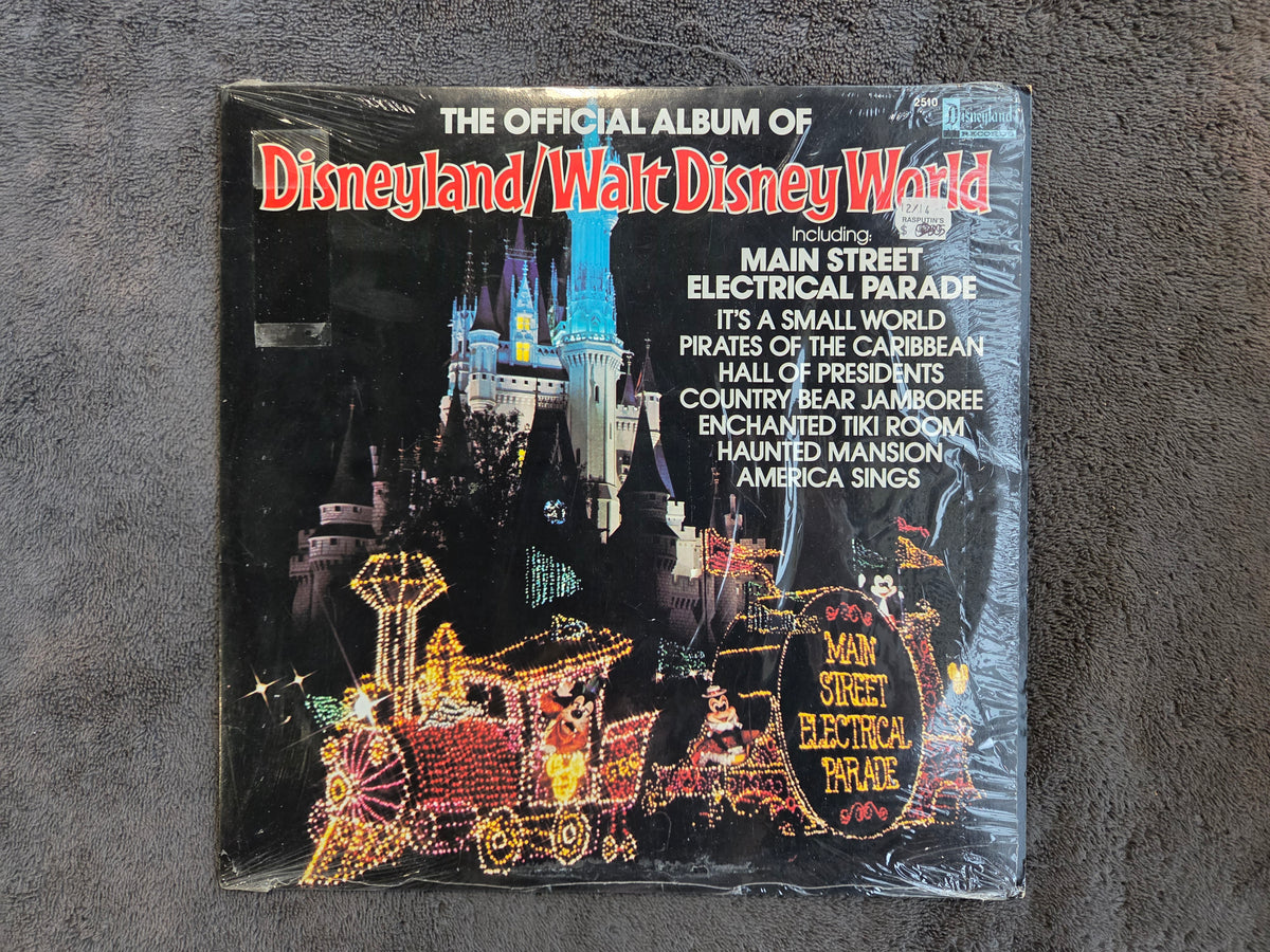 DISNEYLAND DISNEY WORLD THE OFFICIAL ALBUM