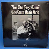 COUNT BASIE TRIO FOR THE FIRST TIME