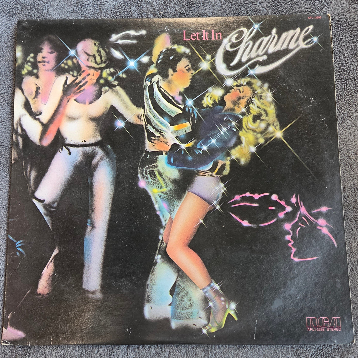 CHARME LET IT IN