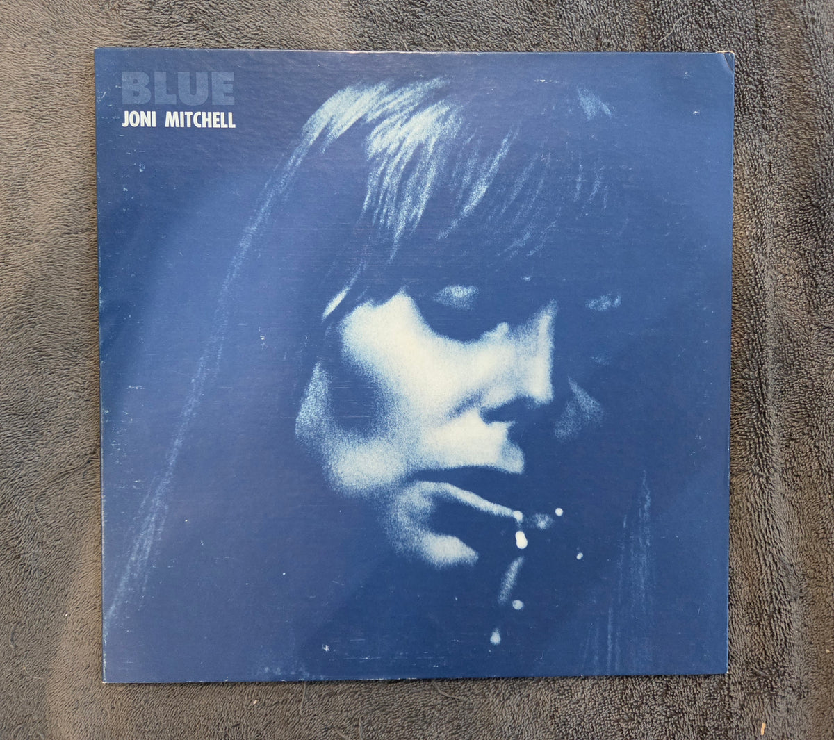 JONI MITCHELL BLUE