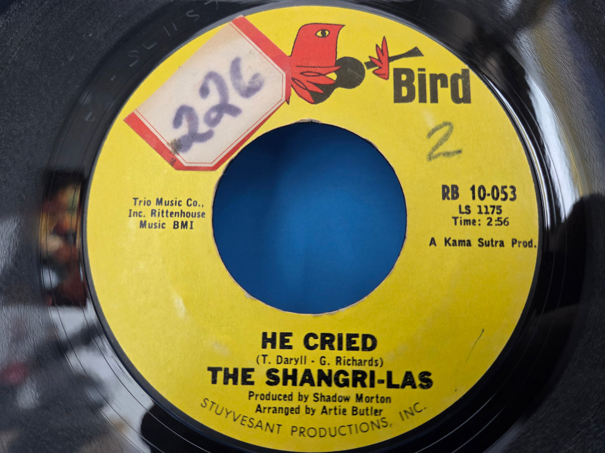 SHANGRI-LAS HE CRIED 7"