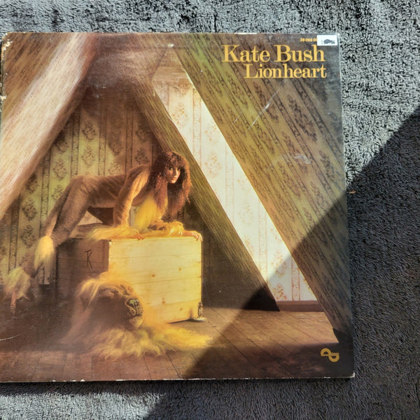 KATE BUSH LIONHEART IMPORT FRANCE