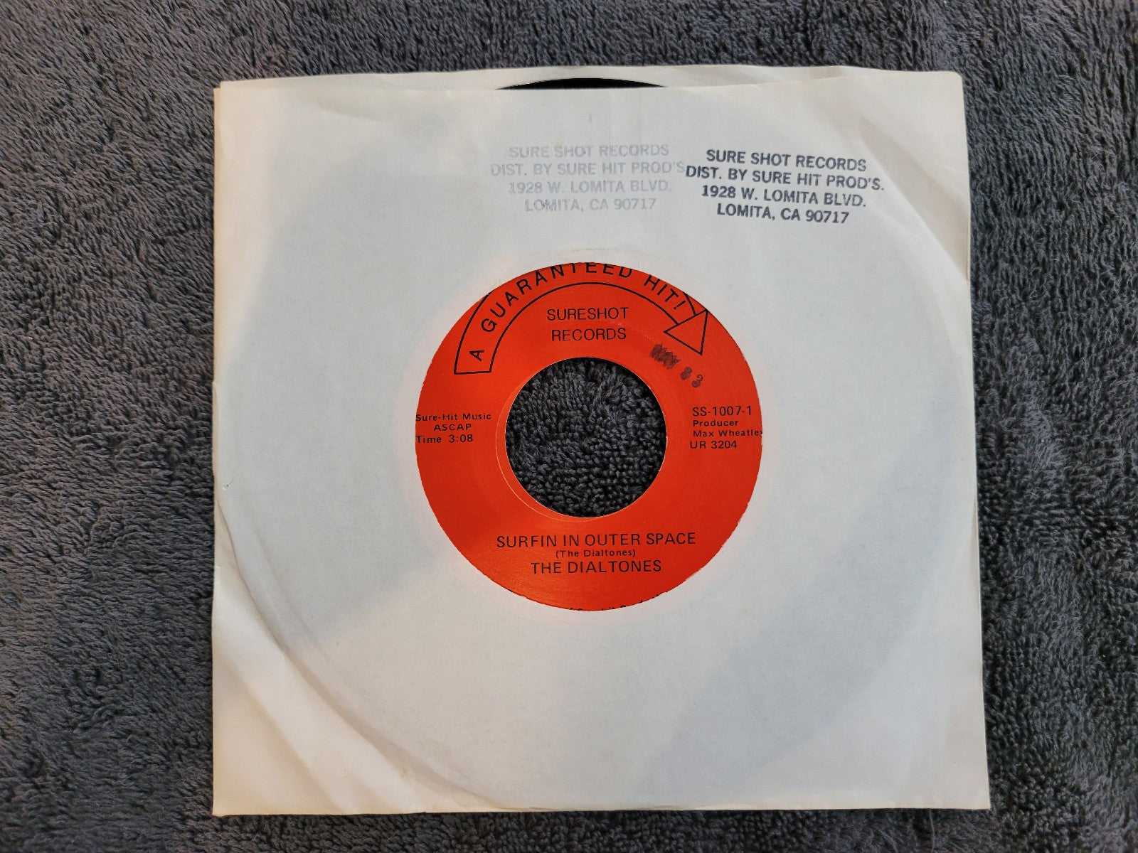 DIALTONES SURFIN IN OUTER SPACE THE COVE SURESHOT RECORDS – The Record ...