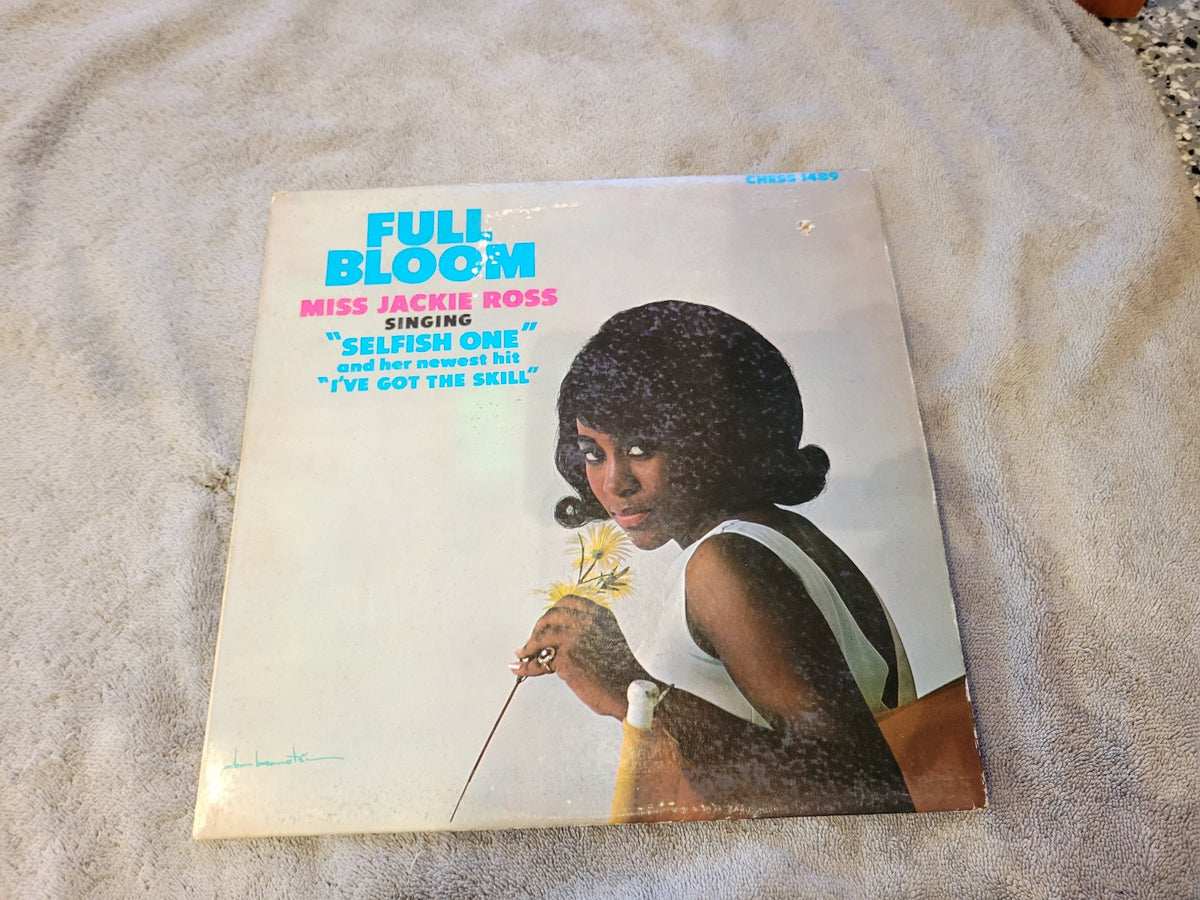 JACKIE ROSS FULL BLOOM CHESS  13428 MONO