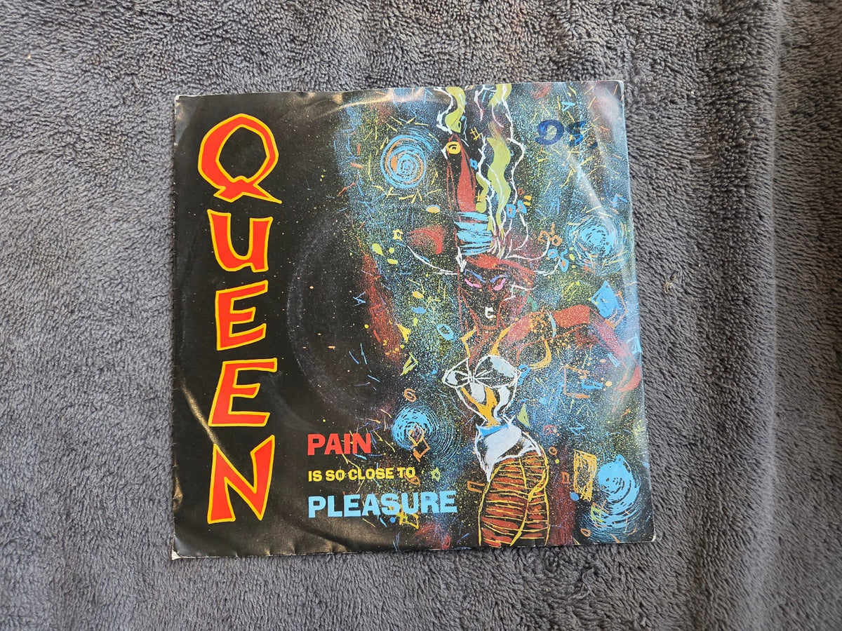 QUEEN PAIN IS SO CLOSE TO PLEASURE GERMAN IMPORT DON'T LOSE YOUR HEAD