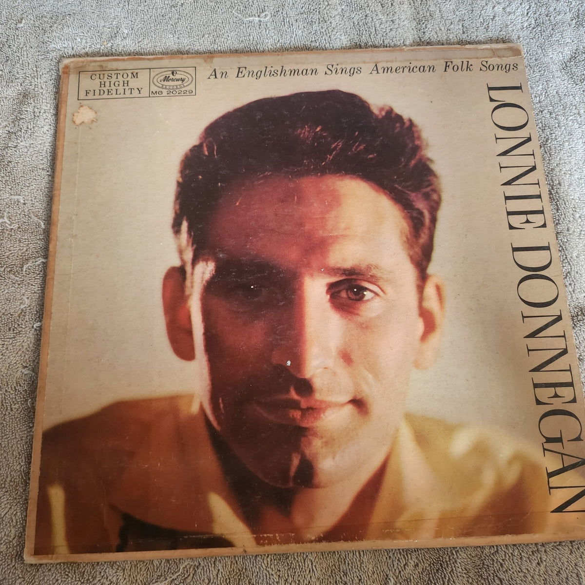 LONNIE DONNEGAN AN ENGLISHMAN SINGS AMERICAN FOLK SONGS SKIFFLE