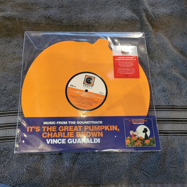 VINCE GUARALDI ITS THE GREAT PUMPKIN CHARLIE BROWN NEW SEALED SHAPED VINYL