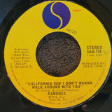 RAMONES I WANNA BE YOUR BOYFRIEND CALIFORNIA SUN PICTURE SLEEVE SIRE SAA-734