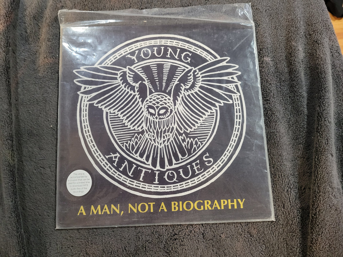 YOUNG ANTIQUES A MAN NOT A BIOGRAPHY W/ INSERT
