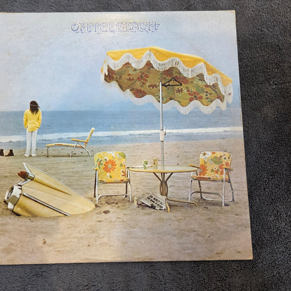NEIL YOUNG ON THE BEACH W/ INNER SLEEVE
