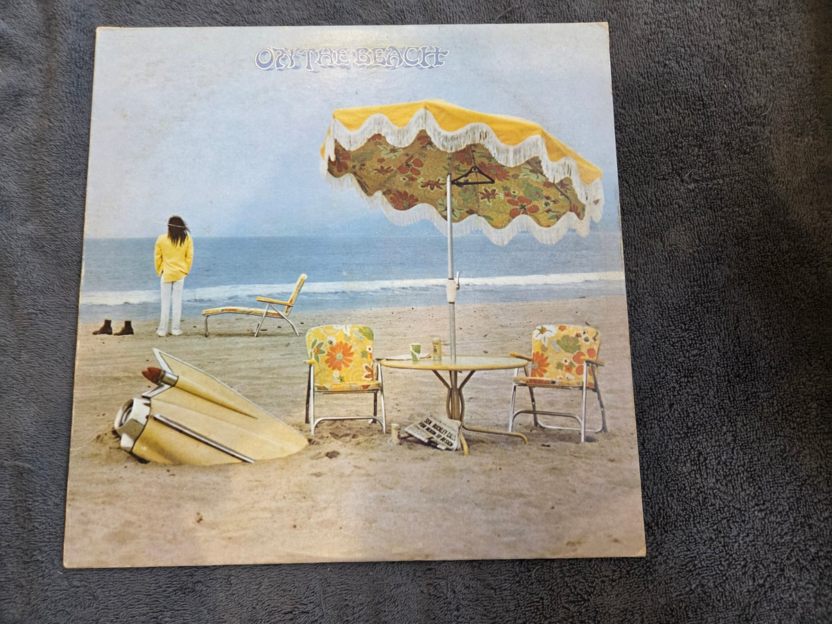 NEIL YOUNG ON THE BEACH W/ INNER SLEEVE