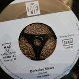 KINKS LOLA BERKELEY MEWS PICTURE SLEEVE GERMAN IMPORT PYE 14 669