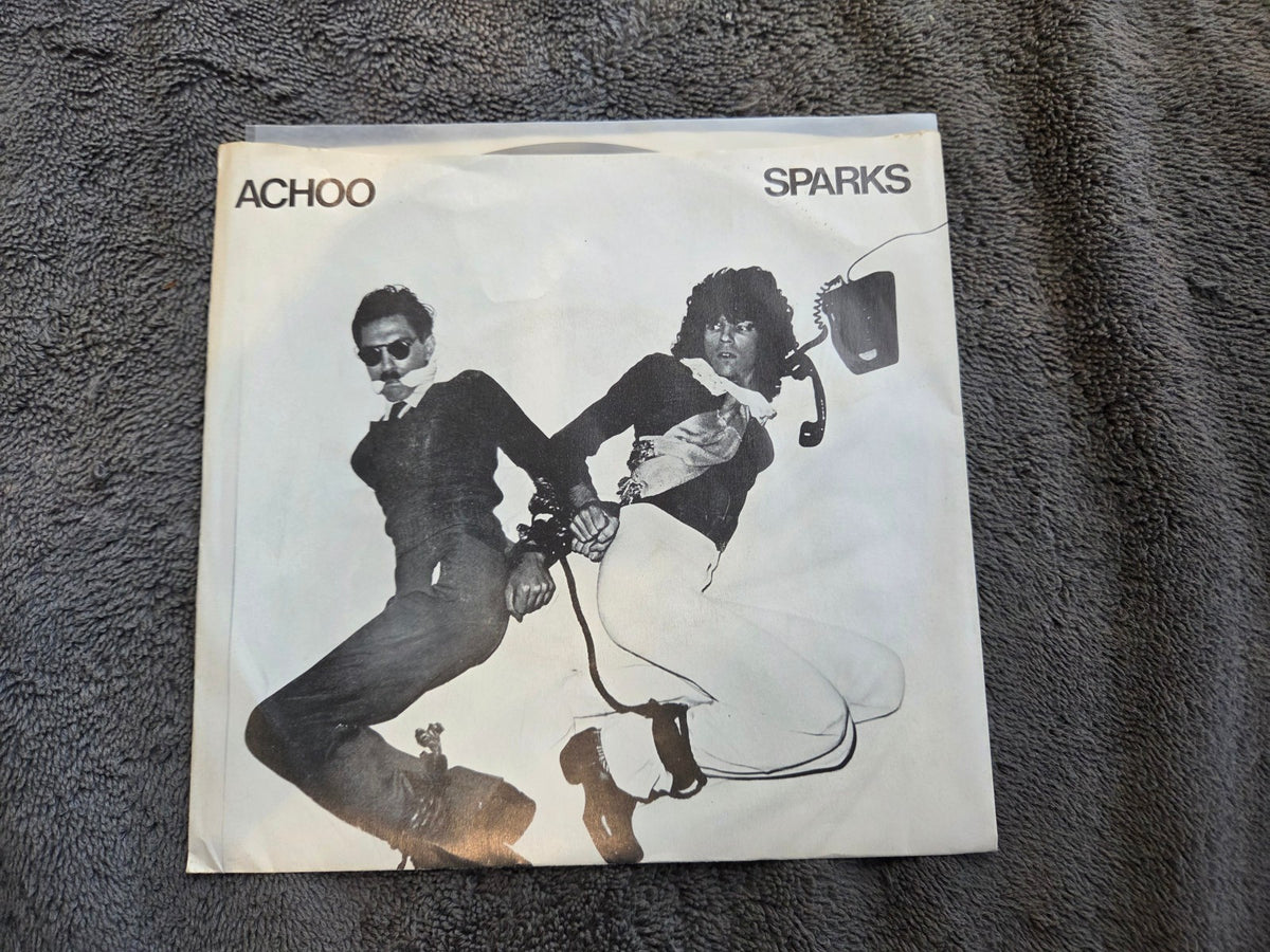 SPARKS ACHOO WHITE LABEL PROMO ISLAND IS 023 SOMETHING FOR GIRL WITH EVERYTHING