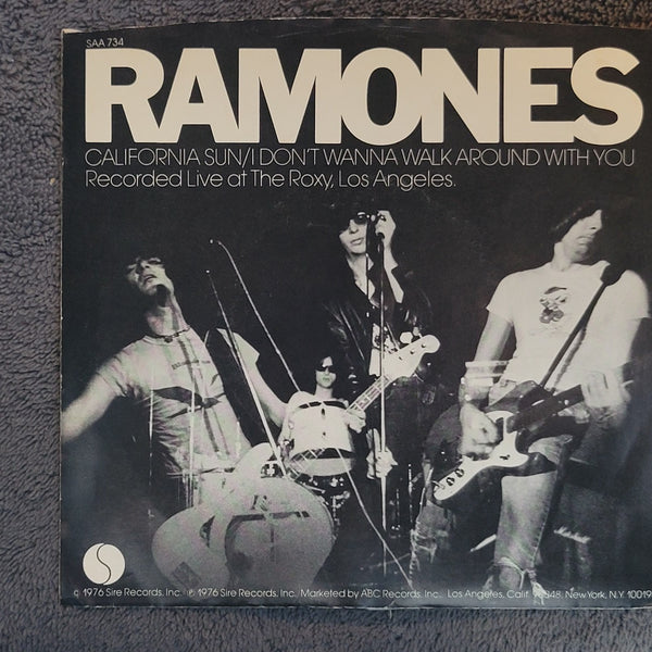 RAMONES I WANNA BE YOUR BOYFRIEND PROMO MONO PICTURE SLEEVE SIRE SAA-734