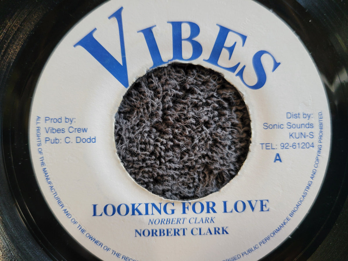 NORBERT CLARK LOOKING FOR LOVE VIBES REGGAE