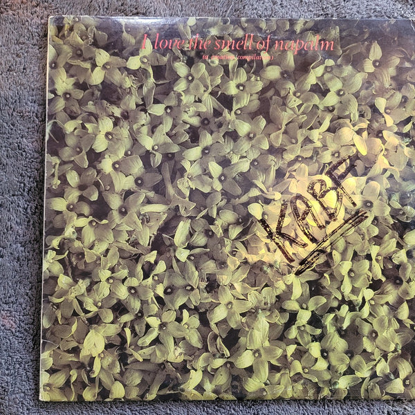 I LOVE THE SMELL OF NAPALM A CREATION RECORDS PRIMAL SCREAM BIFF BANG POW