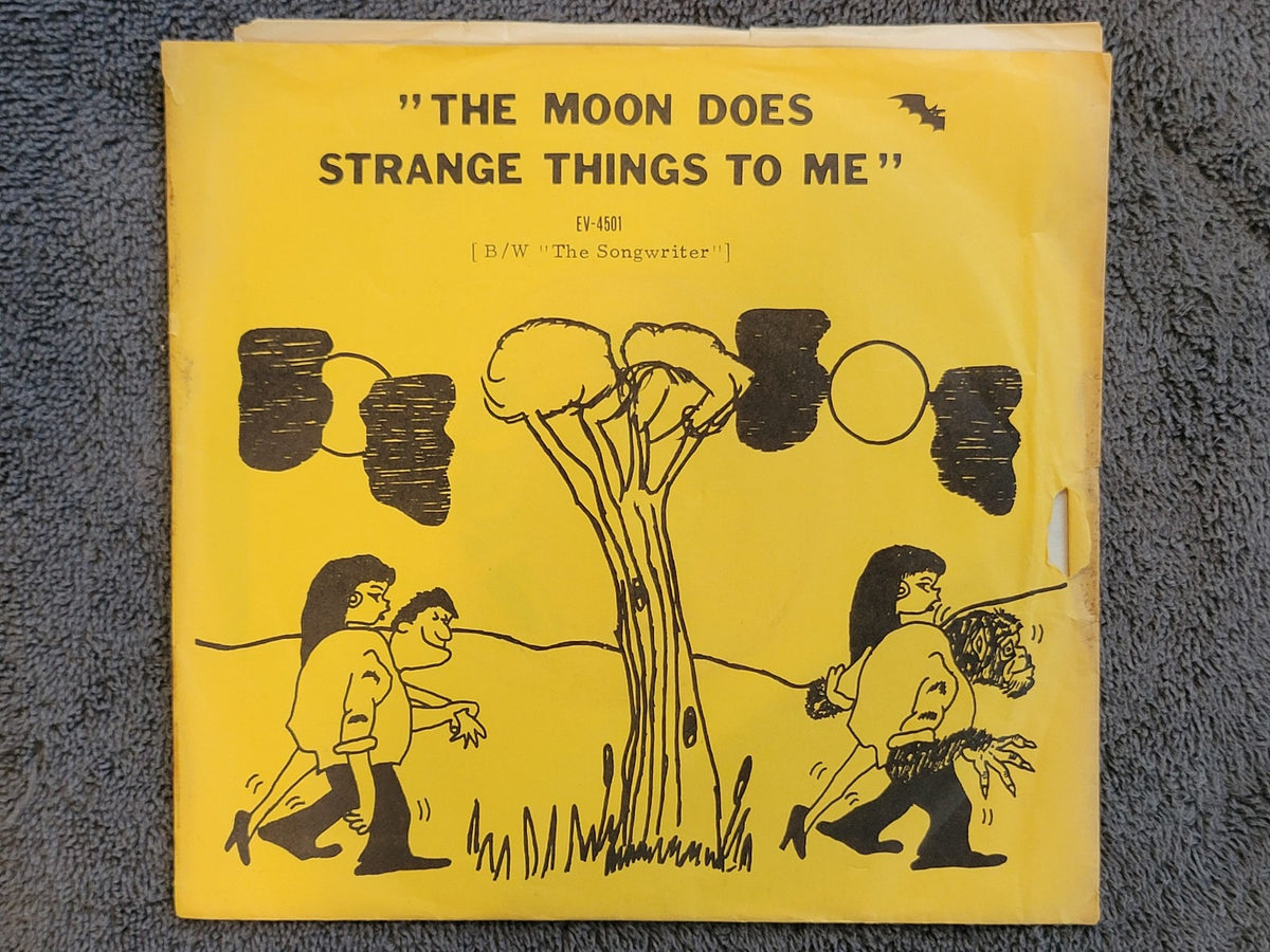 FREE DELIVERY THE MOON DOES STRANGE THINGS TO ME w/ RARE PICTURE SLEEVE