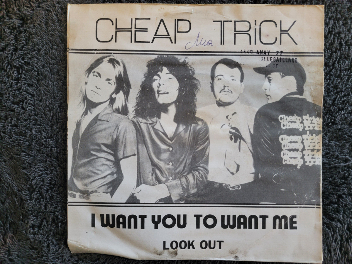CHEAP TRICK I WANT YOU TO WANT ME LOOK OUT MISPRINT CLOCK STRIKES TEN PS