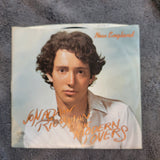 JONATHAN RICHMAN & THE MODERN LOVERS  NEW ENGLAND HERE COME THE MARTIAN MARTIANS