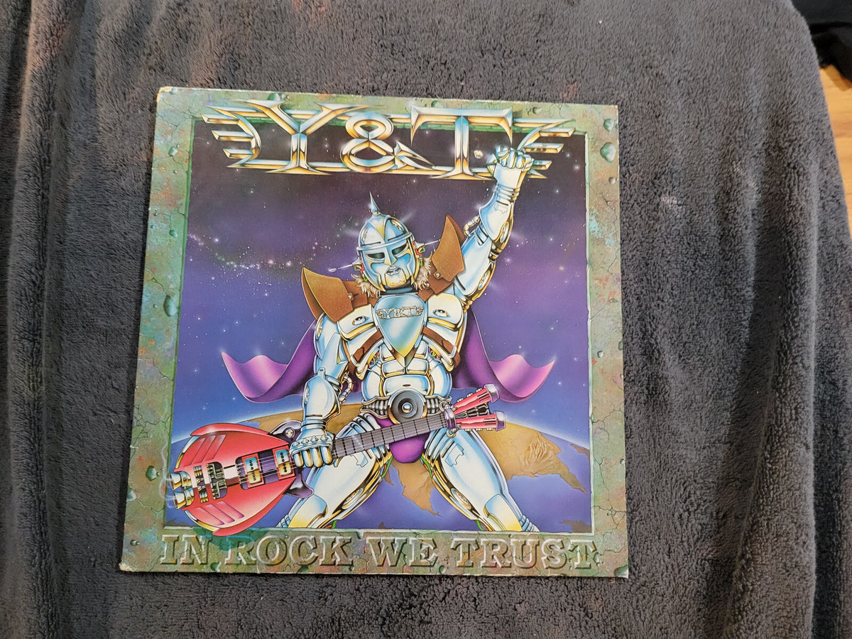 Y&T IN ROCK WE TRUST W/ INNER SLEEVE